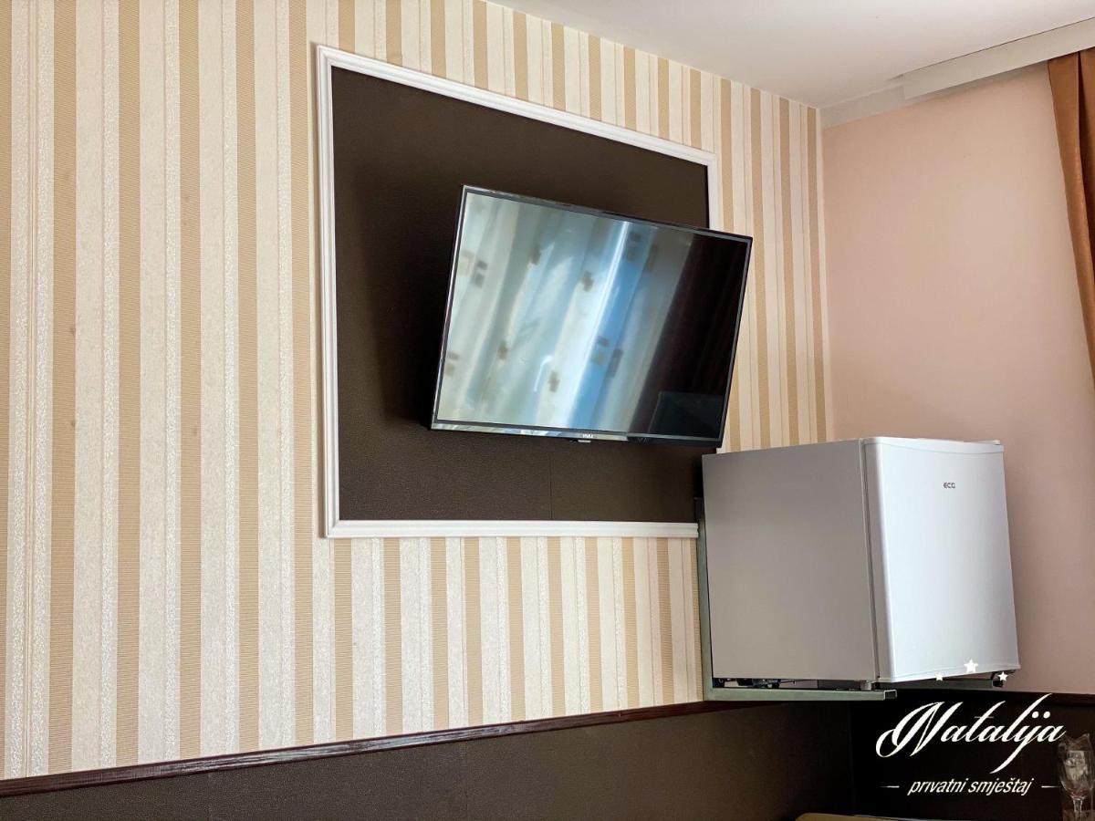Smjestaj Natalija Hotel Осиек Екстериор снимка