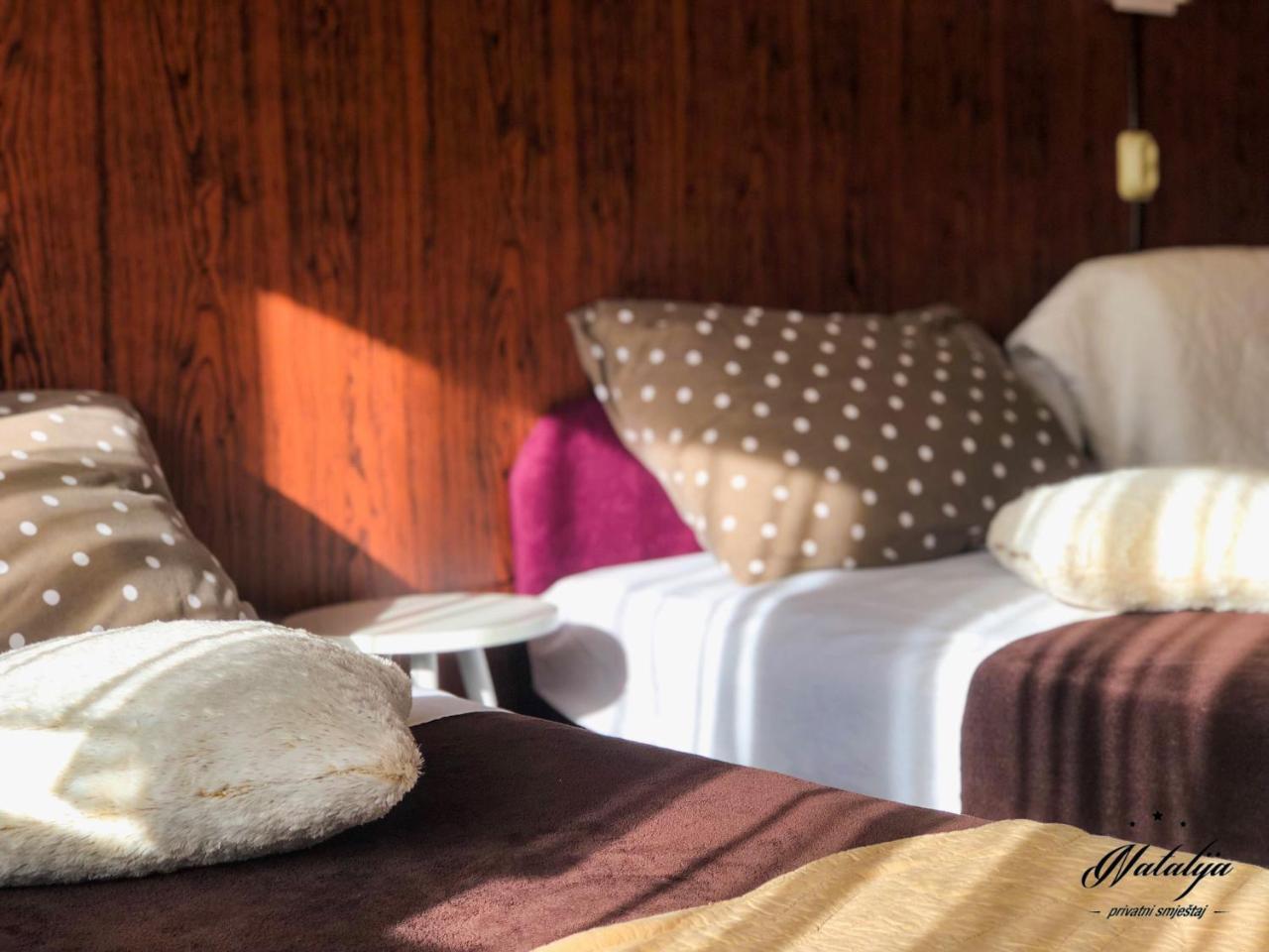 Smjestaj Natalija Hotel Осиек Екстериор снимка